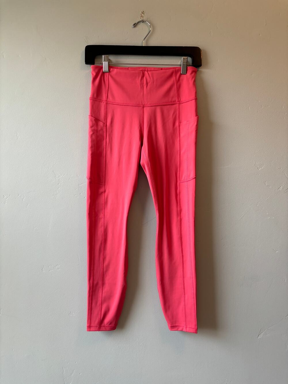 Athleta Ultimate Stash II Tight Leggings Pink